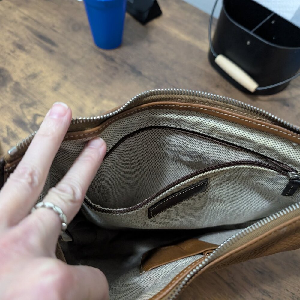 Dooney & Bourke bag - Picture 6 of 6